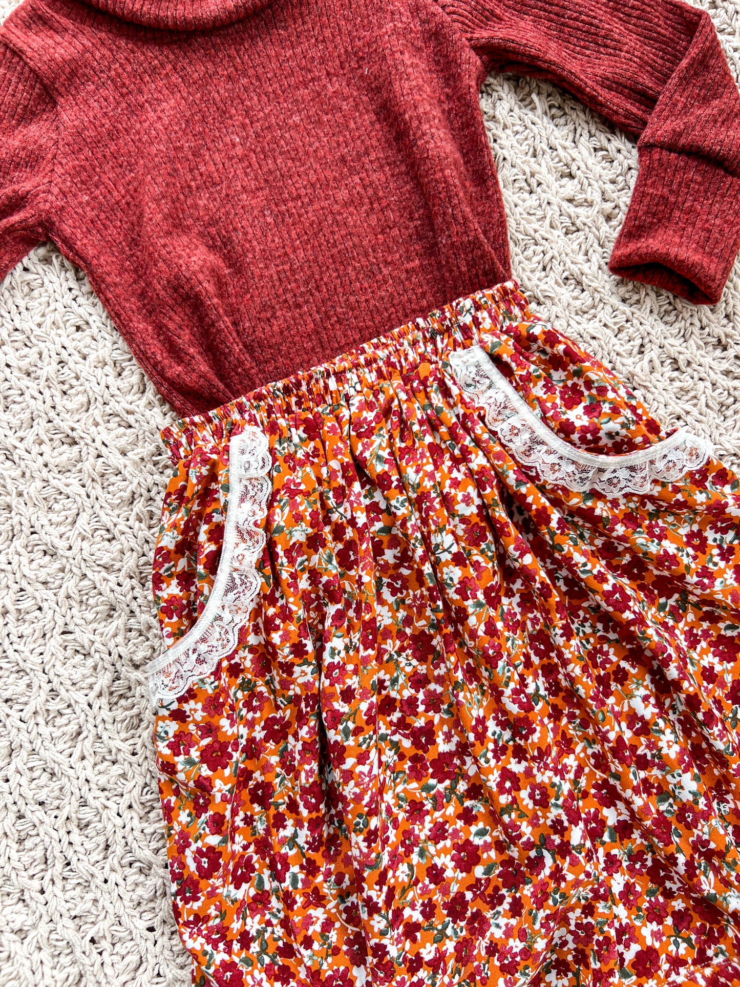 4T - Turtle neck + Midi skirt set